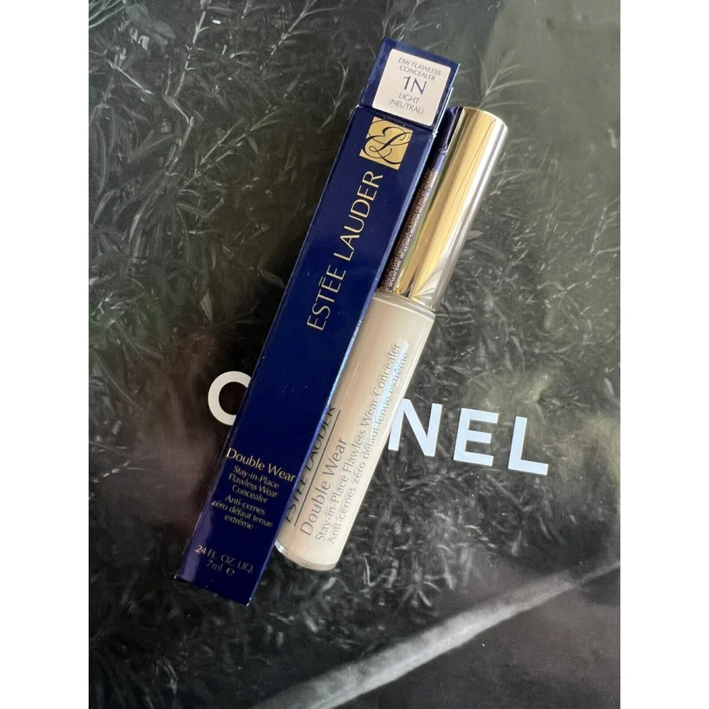 NIB Estee Lauder Double Wear Radiant Concealer 1N .34 oz Full Size!